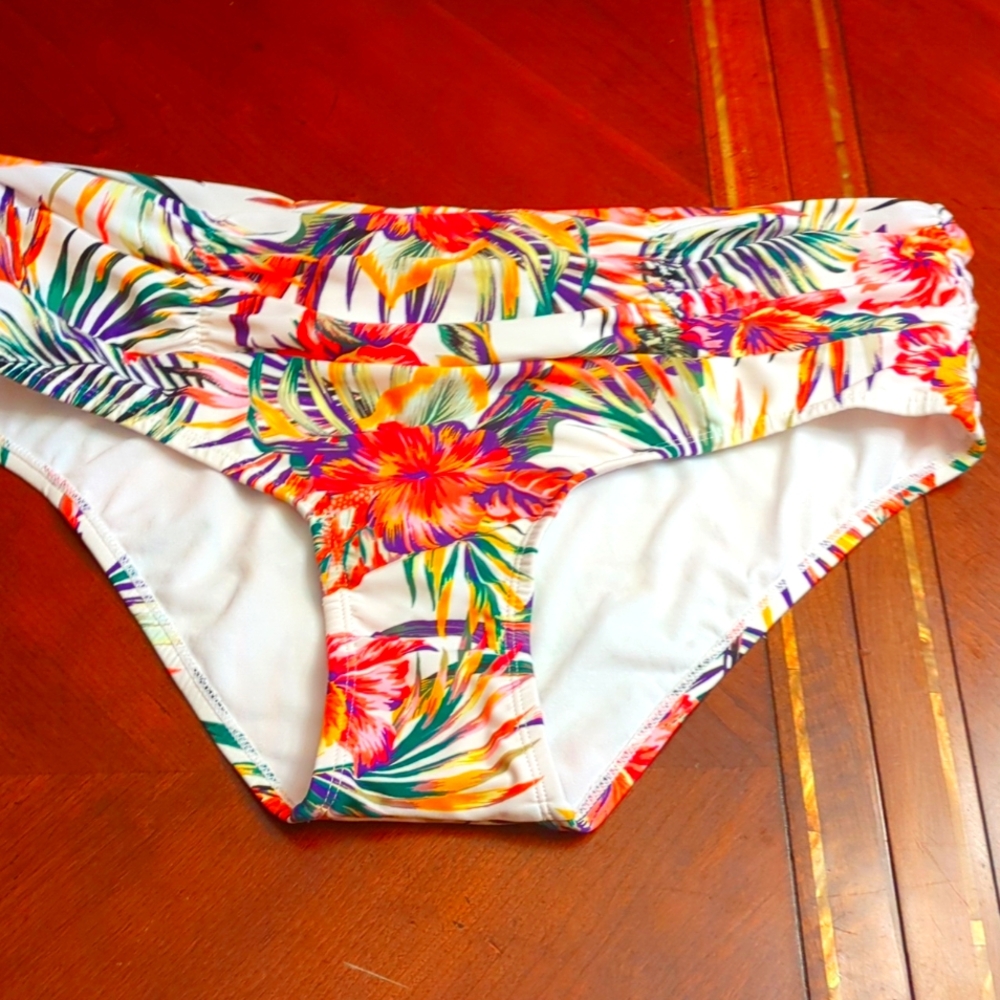 Plus Size Bikini Bottom Floral Swimwear Size 0X(14W)